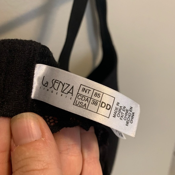 La Senza Black Push-Up Plunge Bra 38DD - Picture 3 of 4